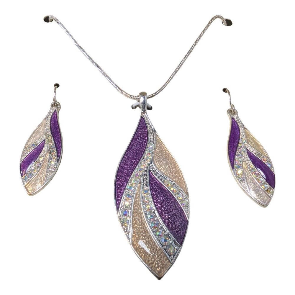 Kim Rogers Jewelry 15" Necklace & Earrings Set NOS Rhinestones Purple Silvertone